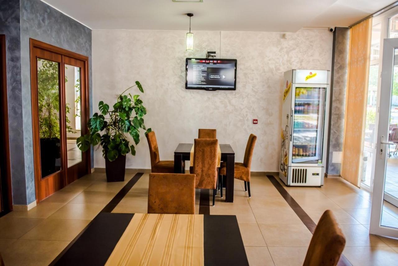Hotel Villa Monako Medjugorje Ngoại thất bức ảnh