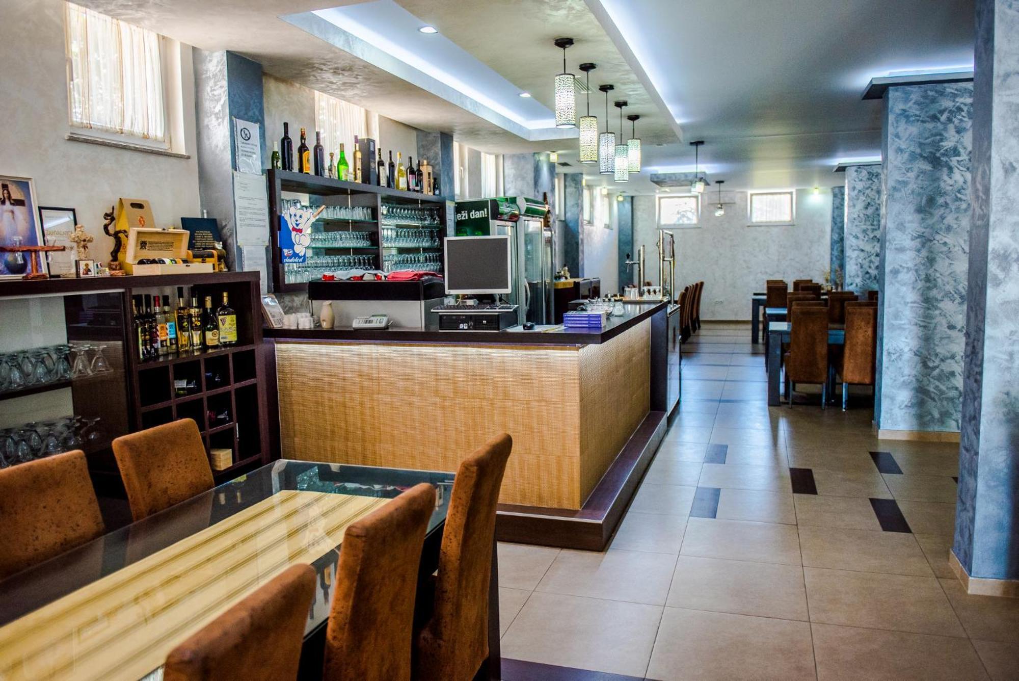 Hotel Villa Monako Medjugorje Ngoại thất bức ảnh