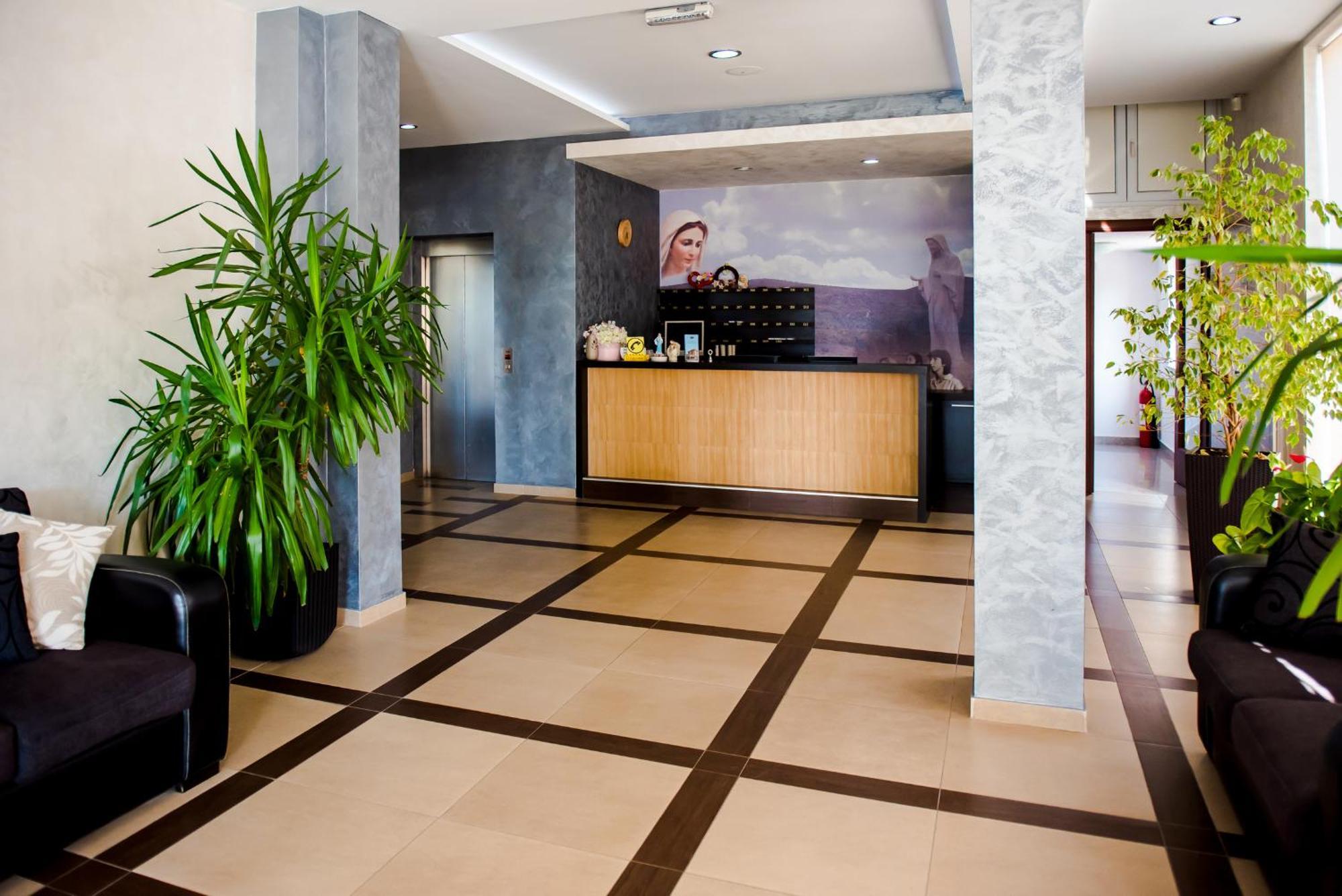 Hotel Villa Monako Medjugorje Ngoại thất bức ảnh