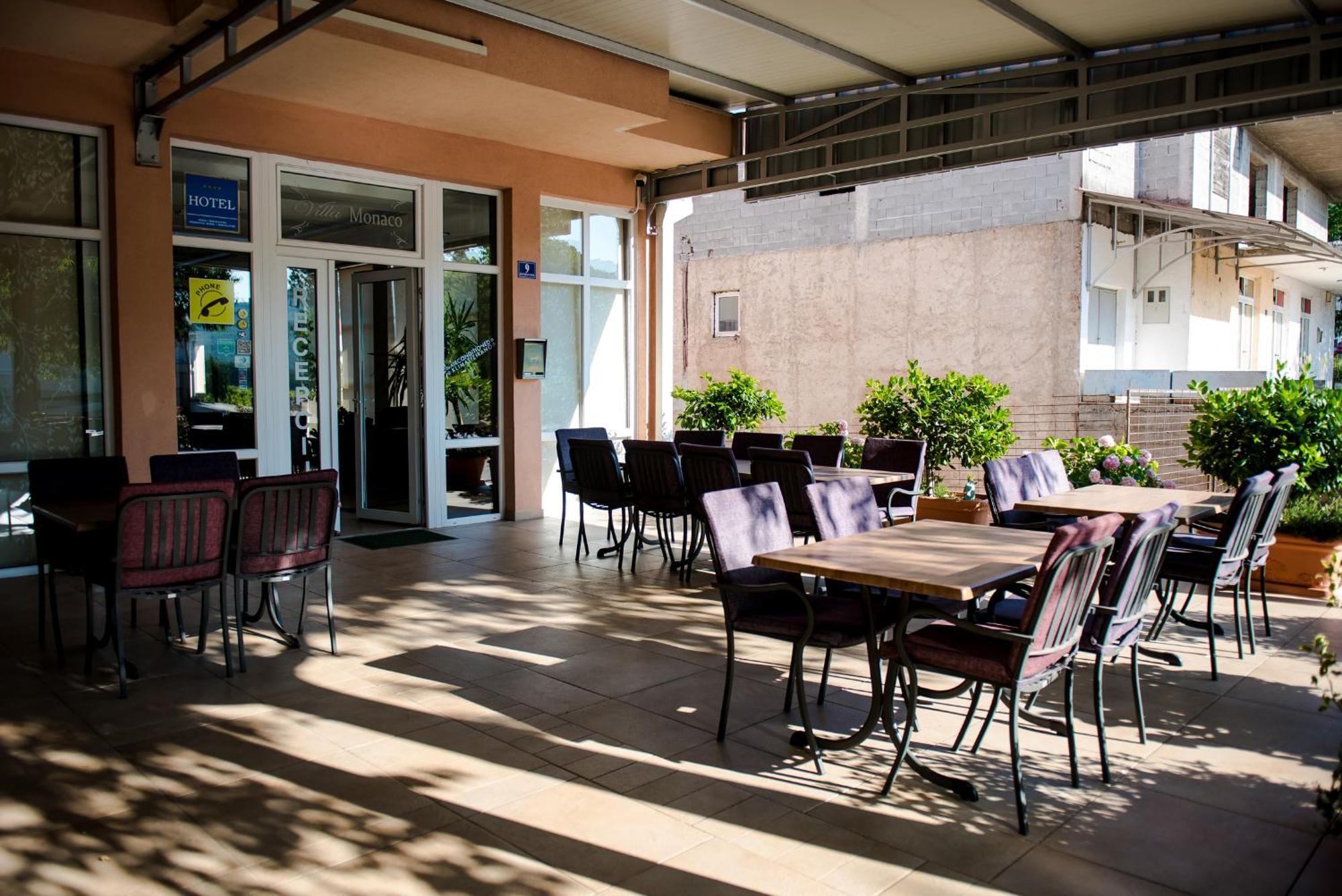 Hotel Villa Monako Medjugorje Ngoại thất bức ảnh